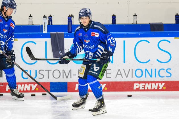 Straubing Tigers vs. Grizzlys Wolfsburg, Eishockey, Deutsche Eishockey Liga, Penny DEL, Vorbereitungsspiel, Gaeuboden Cup, Saison 2026 2027 am 23.08.2026 Linus Brandl (Straubing Tigers), Eishockey Herren, Deutsche Eishockey Liga, Penny DEL, Vorbereitungsspiel, Gaeuboden Cup, Saison 2026 2027 am 23.08.2026 im Eisstadion am Pulverturm, Straubing Tigers (blau) gegen Grizzlys Wolfsburg (beige) *** Straubing Tigers vs. Grizzlys Wolfsburg, Ice Hockey, German Ice Hockey League, Penny DEL, Preseason Game, Gaeuboden Cup, 2026–2027 Season on August 23, 2026, Linus Brandl, Straubing Tigers, Men s Ice Hockey, German Ice Hockey League, Penny DEL, Preseason Game, Gaeuboden Cup, 2026–2027 Season on August 23, 2026, at the Eisstadion am Pulverturm, Straubing Tigers (blue) vs. Grizzlys Wolfsburg (beige)