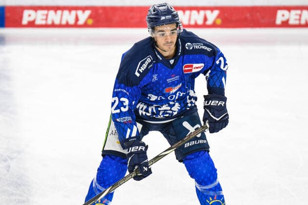 Straubing Tigers vs. Grizzlys Wolfsburg, Eishockey, Deutsche Eishockey Liga, Penny DEL, Vorbereitungsspiel, Gaeuboden Cup, Saison 2026 2027 am 23.08.2026 J.C. Beaudin (Straubing Tigers), Eishockey Herren, Deutsche Eishockey Liga, Penny DEL, Vorbereitungsspiel, Gaeuboden Cup, Saison 2026 2027 am 23.08.2026 im Eisstadion am Pulverturm, Straubing Tigers (blau) gegen Grizzlys Wolfsburg (beige) *** Straubing Tigers vs. Grizzlys Wolfsburg, Ice Hockey, German Ice Hockey League, Penny DEL, Preseason Game, Gaeuboden Cup, 2026–2027 Season on August 23, 2026, J. C. Beaudin, Straubing Tigers, Men’s Ice Hockey, German Ice Hockey League, Penny DEL, Preseason Game, Gaeuboden Cup, 2026–2027 Season on August 23, 2026, at the Eisstadion am Pulverturm, Straubing Tigers (blue) vs. Grizzlys Wolfsburg (beige)