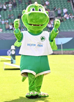 23.08.2026 - Fussball - Saison 2026 2027 - DFB Pokal Vereinspokal - 01. Runde: SpVgg Greuther Fürth ( Kleeblatt ) - VfL Bochum - Sportfoto Zink MeZi - xmexzix - regulations prohibit any use of photographs as image sequences and or quasi-video - Drache Eddy ( Maskottchen SpVgg Greuther Fürth ) *** August 23, 2026 Soccer Season 2026–2027 DFB Cup Club Cup 1st Round SpVgg Greuther Fürth Kleeblatt vs. VfL Bochum Sports photo by Zink MeZi xmexzix; regulations prohibit any use of photographs as image sequences and or quasi-video. DraEddy, the mascot of SpVgg Greuther Fürth