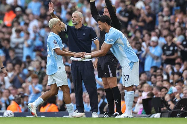 Manchester City v AFC Bournemouth - Premier League 2026 27 Rico Lewis of Manchester City is substituted for Matheus Nunes of Manchester City during the Premier League match between Manchester City and Bournemouth at Etihad Stadium in Manchester, United Kingdom, on August 23, 2026. Manchester Greater Manchester United, ManU Kingdom  Copyright: xNewsxImagesx originalFilename:cosgrove-premierl260823_npthL.jpg