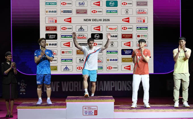 2026 BWF World Championships: Medallists of Men s Singles New Delhi, Aug 23 (ANI): (L-R) Japan s Kodai Naraoka (Silver), France s Alex Lanier (Gold), Canada s Victor Lai (Bronze), and Taiwan s Chou Tien-Chen (Bronze) from the men s singles category stand on the podium at the BWF World Championships at Indira Gandhi Indoor Stadium, in New Delhi on Sunday. NEW DELHI Delhi India Copyright: xANIx ANI_20260823325