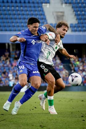 August 23, 2026, Getafe, Madrid, Spain: Martin Satriano of Getafe CF and Pablo Ramon of Real Racing Club in action during the Spanish League, LaLiga EA Sports, football match played between Getafe CF and Real Racing Club de Santander at Coliseum de Getafe stadium on August 23, 2026, in Getafe, Madrid, Spain. Getafe Spain - ZUMAa181 20260823_zaa_a181_138 Copyright: xAngelxPerezxMecax