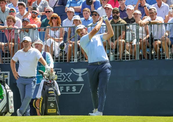 AUG 23, 2026: Patrick Cantlay of the United States tees off on the 1st tee during the final round of the BMW Championship at Bellerive Country Club in St. Louis, Missouri. CSM PGA, Golf Herren 2026: BMW Championship Aug 23  - ZUMAc04_ 20260823_zma_c04_070 Copyright: xRomanxPunox