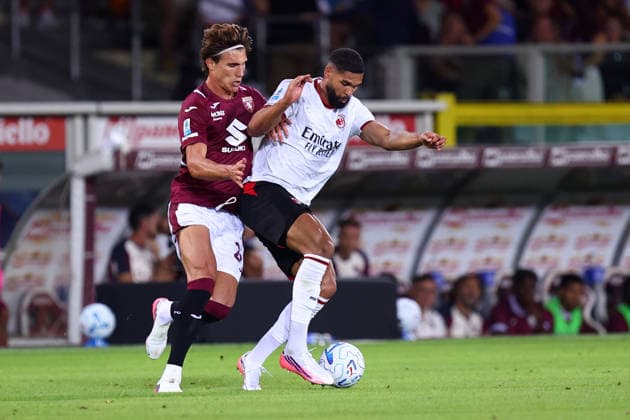 Torino FC v AC Milan - Serie A 2026 27 Cesare Casadei of Torino Fc and Ruben Loftus-Cheek of Ac Milan battle for the ball during the Serie A match between Torino FC and AC Milan at Stadio Olimpico Grande Torino on August 23, 2026 in Turin, Italy. Turin Olimpico Italy Copyright: xMarcoxCanonierox
