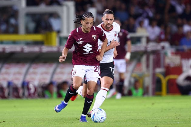 Torino FC v AC Milan - Serie A 2026 27 Kian Fitz-Jim of Torino Fc controls the ball during the Serie A match between Torino FC and AC Milan at Stadio Olimpico Grande Torino on August 23, 2026 in Turin, Italy. Turin Olimpico Italy Copyright: xMarcoxCanonierox