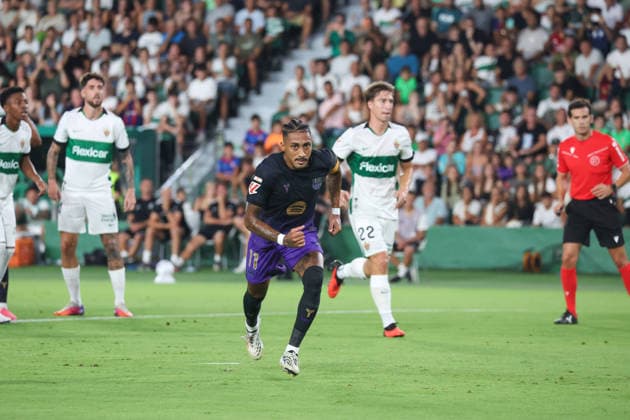 Spain - LaLiga EA - Elche CF vs FC Barcelona, Barca - 23 08 2026 SPAIN, ELCHE, AUGUST 23. Raphinha of FC Barcelona celebrates after kicking a penalty shot and scoring his side s opening during the LaLiga EA Sports football match between Elche CF and FC Barcelona on August 23, 2026 at Estadio Manuel Martinez Valero in Elche, Spain. Photo by Manuel Blondeau AOP.Press Elche Estadio Manuel Martinez Valero Valencian Community Spain Copyright: x ManuelxBlondeau AOP.Pressx AOP20260823-004