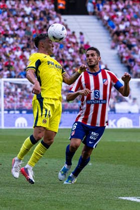 ESP: Atletico de Madrid v Villarreal CF La Liga EA Sports Alberto Moleiro of Villarreal and Koke of Atletico de Madrid fights for the ball during La Liga EA Sports match between Atletico de Madrid and Villarreal CF at Estadio Riyadh Air Metropolitano on August 23, 2026 in Madrid, Spain. Madrid Madrid Spain Football *** ESP Atlético de Madrid vs. Villarreal CF La Liga EA Sports Alberto Moleiro of Villarreal and Koke of Atlético de Madrid battle for the ball during a La Liga EA Sports match between Atlético de Madrid and Villarreal CF at Estadio Riyadh Air Metropolitano on August 23, 2026 in Madrid, Spain Madrid Madrid Spain Soccer Copyright: xAlejandroxMatiasx