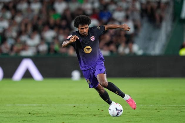 August 23, 2026, Elche, Elche, Spain: Karim Adeyemi of FC Barcelona, Barca runs with the ball during the Spanish League, LaLiga EA Sports, football match played between Elche CF and FC Barcelona at Estadio Manuel Martinez Valero on August 23, 2026, in Elche, Spain. Elche CF V FC Barcelona - LaLiga EA Sports  - ZUMAa181 20260823_zaa_a181_199 Copyright: xDennisxAgyemanx