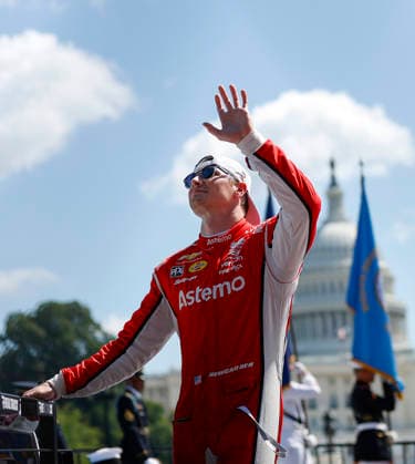 August 23, 2026: Josef Newgarden, driver of the 2 Team Penske Chevrolet takes a parade lap before the NTT IndyCar, Indy Car, IRL, USA Series Freedom 250 on August 22, 2026 on the streets of Washington, DC. CSM Washington Dc USA - ZUMAc04_ 20260823_zma_c04_108 Copyright: xJustinxCooperx