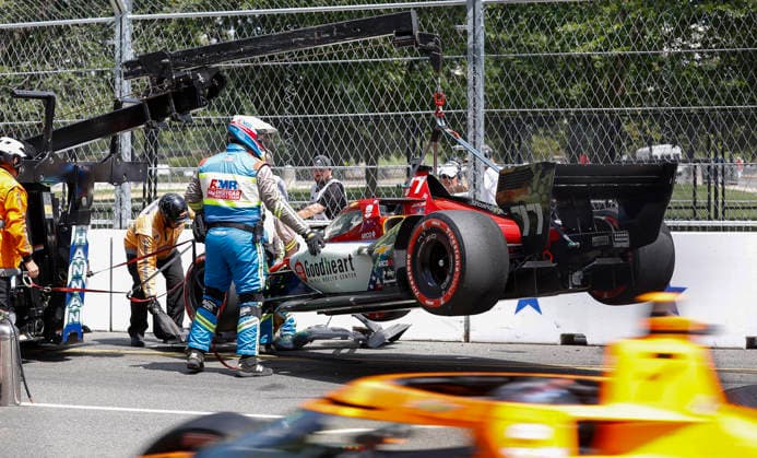 August 23, 2026: Sting Ray Robb, driver of the 77 Juncos Hollinger Racing Chevrolet wrecks out of turn 7 during the NTT IndyCar, Indy Car, IRL, USA Series Freedom 250 on August 22, 2026 on the streets of Washington, DC. CSM Washington Dc USA - ZUMAc04_ 20260823_zma_c04_081 Copyright: xJustinxCooperx