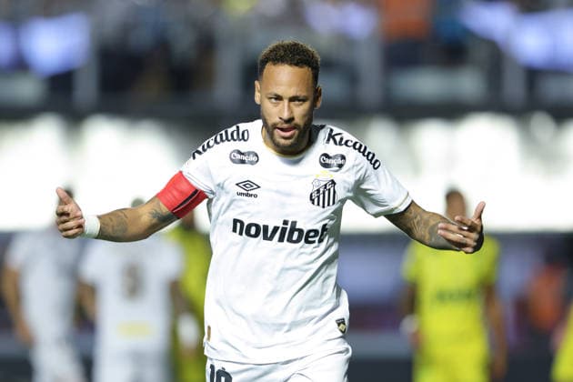 SANTOS, BRAZIL - AUGUST 23: Neymar of Santos gestures during a Brasileirao 2026 match between Santos and Mirassol at Vila Belmiro Stadium on August 23, 2026 in Santos, Brazil (Photo by Leo Barrilari Sports Press Photo SPP)  Copyright: xSportsxPressxPhotox Sportspressphoto_SPR214310
