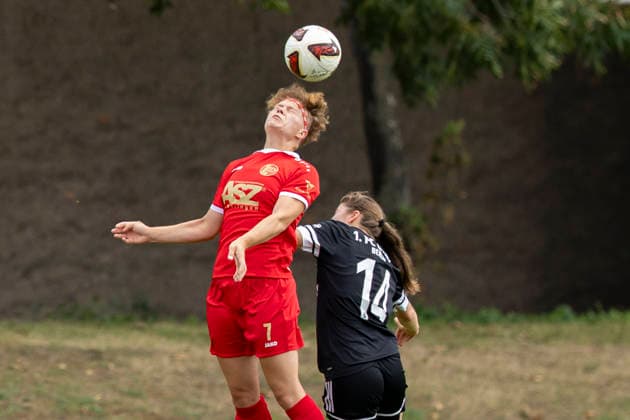 Regionalliga Nordost Frauen: 1. FFV Erfurt vs. 1. FC Union Berlin II; Erfurt; 23.08.2026 Anna Mittelsdorf ( 7; 1. FFV Erfurt) gegen Greta Muysers ( 14; 1. FC Union Berlin II Regionalliga Nordost Frauen: 1. FFV Erfurt vs. 1. FC Union Berlin II; Sportforum Johannesplatz Erfurt; 23.08.2026 *** Northeast Regional League (Women) 1: FFV Erfurt vs. 1 FC Union Berlin II, Erfurt, August 23, 2026. Anna Mittelsdorf (7) for FFV Erfurt against Greta Muysers (14) for 1 FC Union Berlin II. Northeast Regional League (Women) 1: FFV Erfurt vs. 1 FC Union Berlin II Sportforum Johannesplatz, Erfurt, August 23, 2026 Copyright: xBEAUTIFULxSPORTS Duehringx