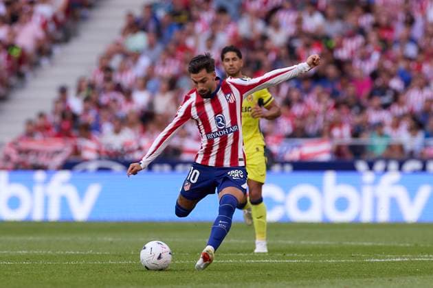 Atletico Madrid vs Villarreal CF at Riyadh Air Metropolitano stadium in Madrid, Spain - 23 Aug 2026 Alex Baena of Atletico Madrid seen in action during the LaLiga EA Sports 2026 2027 week 2 football match between Atletico Madrid and Villarreal CF at Riyadh Air Metropolitano stadium. Final score; Atletico Madrid 2:2 Villarreal CF Madrid Spain Copyright: xFedericoxTitonex xSOPAxImagesx Federico-Titone-1444336