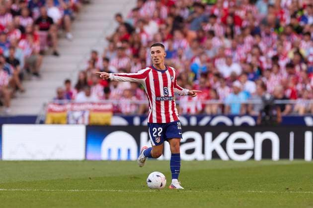 Atletico Madrid vs Villarreal CF at Riyadh Air Metropolitano stadium in Madrid, Spain - 23 Aug 2026 Alejandro Grimaldo of Atletico Madrid seen in action during the LaLiga EA Sports 2026 2027 week 2 football match between Atletico Madrid and Villarreal CF at Riyadh Air Metropolitano stadium. Final score; Atletico Madrid 2:2 Villarreal CF Madrid Spain Copyright: xFedericoxTitonex xSOPAxImagesx Federico-Titone-1444347