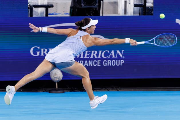 August 23, 2026, Mason, Ohio, U.S: Jessica Pegula (USA) reaches for a wide shot during the womenÃ¢â‚¬â ¢s Championship of the Cincinnati Open at the Lindner Family Tennis Center , Mason, Oh. Mason U.S - ZUMAs304 20260823_zaf_s304_042 Copyright: xScottxStuartx