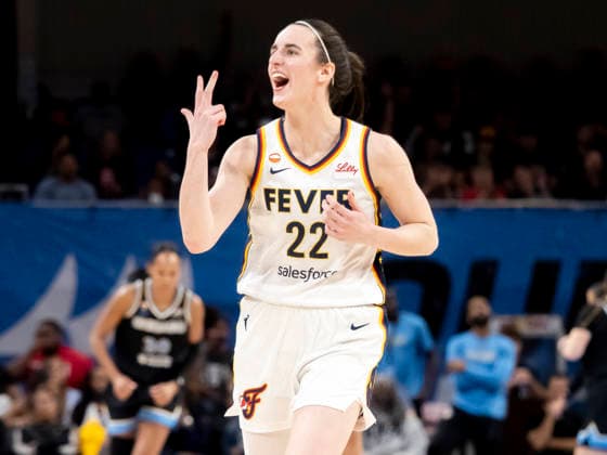 CHICAGO, IL - AUGUST 23: Caitlin Clark 22 of the Indiana Fever reacts after making a 3-point shot during the regular season WNBA, Basketball Damen, USA game between the Indiana Fever and the Chicago Sky on August 23, 2026 at the Wintrust Arena in Chicago, Illinois. (Photo by Joseph Weiser Icon Sportswire) WNBA: AUG 23 Indiana Fever at Chicago Sky EDITORIAL USE ONLY Icon260823058