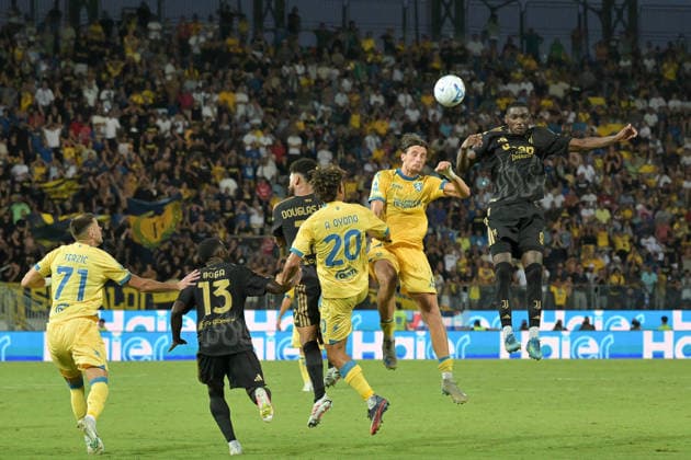 SOCCER - Serie A - Frosinone Calcio vs. Juventus FC Photo by IPA ABACAPRESS.COM87747664 - Kenan Yildiz of Juventus in action during the Serie A Enilive soccer match between Frosinone and Juventus FC at Benito Stirpe Stadium on August 23, 2026, in Frosinone, Lazio. During the Frosinone Calcio vs. Juventus FC Italian Serie A soccer match in Frosinone, Italy, on August 23, 2026 Frosinone Italy  Copyright: xIPAxSport ABACAx
