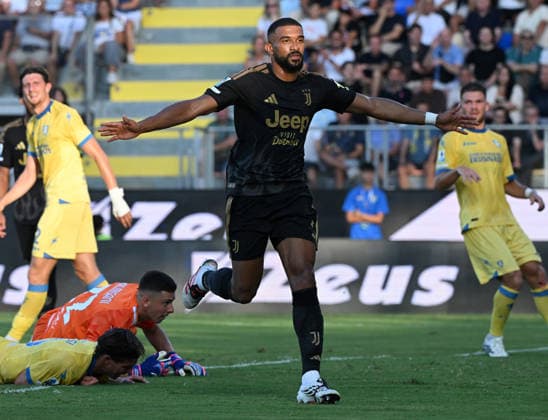 (260824) -- FROSINONE, Aug. 24, 2026 -- Juventus Bremer (front) celebrates his goal during during the Italian Serie A football match between Frosinone and Juventus in Frosinone, Italy, Aug. 23, 2026. (Photo by Xinhua) (SP)ITALY-FROSINONE-FOOTBALL-SERIE A-FROSINONE VS JUVENTUS AlbertoxLingria 