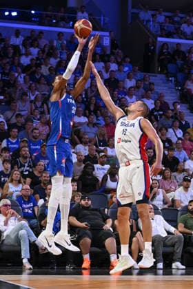 Victor Wembanyama and Nikola Jokic during the 2027 World Cup warm-up match between France and Serbia at the CO™MET Arena in OrlÃ ans on 23 August 2026. - 23 08 2026 - France France OrlÃ ans -  JulienxMattiax xLexPictorium LePictorium_0339412