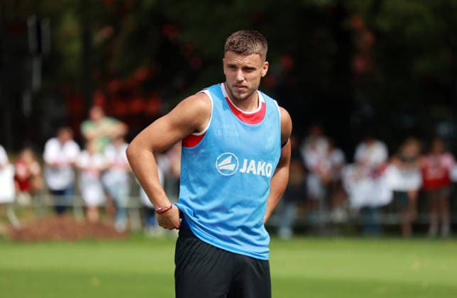 24.08.26 VfB Stuttgart Training Deutschland, Stuttgart, 24.08.2026, Fussball, Bundesliga, Saison 2026 2027, VfB Stuttgart Training: Ermedin Demirovic. *** August 24, 2026 VfB Stuttgart Practice Germany, Stuttgart, August 24, 2026, Soccer, Bundesliga, 2026–2027 Season, VfB Stuttgart Practice Ermedin Demirovic