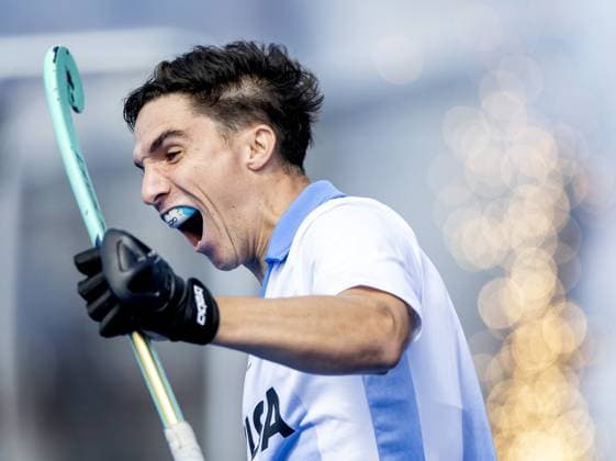 AMSTELVEEN - Joaquin Toscani of Argentina celebrates the 1-0 during the Hockey World Cup match between Argentina and India at the Wagener Stadium. KOEN VAN WEEL ANP xVIxANPxSportx xxANPxIVx 566195882 originalFilename: 566195882.jpg