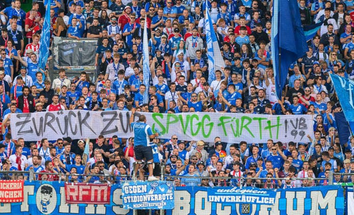 Football, 2nd Bundesliga, SpVgg Greuther Fürth, Fans want the club to revert to the name SpVgg Fürth – archive photos