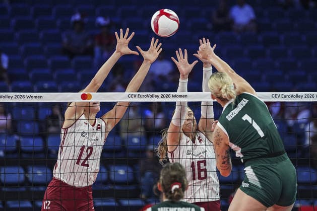 Poland v Latvia - CEV EuroVolley 2026 ISTANBUL, TURKIYE - AUGUST 24: Poland player Julia Szczurowska (1) competes with Latvia s Anna Rita (12) during the CEV EuroVolley 2026 Women Group A match between Poland and Latvia at Sinan Erdem Sports Hall, on August 24, 2026 in Istanbul, Turkiye. Agit Erdi Ulukaya Anadolu Istanbul Turkey. Editorial use only. Please get in touch for any other usage.  Copyright: x2026xAnadoluxAgitxErdixUlukayax