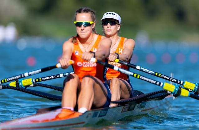 AMSTERDAM - Roos de Jong and Benthe Boonstra in action during the heats for the women s double sculls at the World Rowing Championships on the Bosbaan in the Amsterdamse Bos. IRIS VAN DEN BROEK ANP xVIxANPxSportx xxANPxIVx 566199479 originalFilename: 566199479.jpg