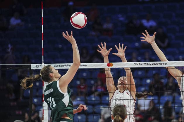 Poland v Latvia - CEV EuroVolley 2026 ???????ISTANBUL, TURKIYE - AUGUST 24: Poland player Monika Lampkowska (L) in action during the CEV EuroVolley 2026 Women Group A match between Poland and Latvia at Sinan Erdem Sports Hall, on August 24, 2026 in Istanbul, Turkiye. Agit Erdi Ulukaya Anadolu Istanbul Turkey. Editorial use only. Please get in touch for any other usage.  Copyright: x2026xAnadoluxAgitxErdixUlukayax