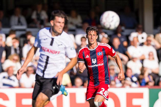 24.08.2026, Fussball, 1. Runde im DFB-Pokal, SC Verl - Hamburger SV. Nicolas Capaldo (Hamburger SV). Verl Sportclub Arena NRW Deutschland xRHR-FOTO DEx *** August 24, 2026, Soccer, 1st Round of the DFB Cup, SC Verl vs. Hamburger SV, Nicolas Capaldo, Hamburger SV, Verl Sportclub Arena, NRW, Germany, xRHR PHOTO DEx Copyright: DennisxEwert RHR-FOTOx RHR-FOTO DE