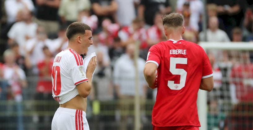 24.08.2026, xfsx, Herren, Fussball, Saison 2026 2027, DFB-Pokal, 1. Hauptrunde: FC Wuerzburger Kickers - 1. FC Koeln v.li.: Said El Mala (1. FC Koeln) enttaeuscht schauend, Enttaeuschung, disappointed, Leo Eberle (FC Wuerzburger Kickers) Wuerzburg AKON ARENA Bayern Deutschland *** August 24, 2026, xfsx, Men s, Soccer, 2026–2027 Season, DFB Cup, 1st Round: FC Würzburger Kickers 1–1 FC Köln; Li Said El Mala looks disappointed; Disappointment; Leo Eberle; FC Würzburger Kickers; Würzburg; AKON ARENA; Bavaria; Germany