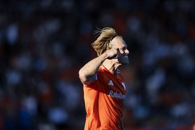AMSTELVEEN - Jip Janssen of the Netherlands celebrates scoring the 1-1 during the Hockey World Cup match between the Netherlands and England at the Wagener Stadium. KOEN VAN WEEL ANP xVIxANPxSportx xxANPxIVx 566203000 originalFilename: 566203000.jpg