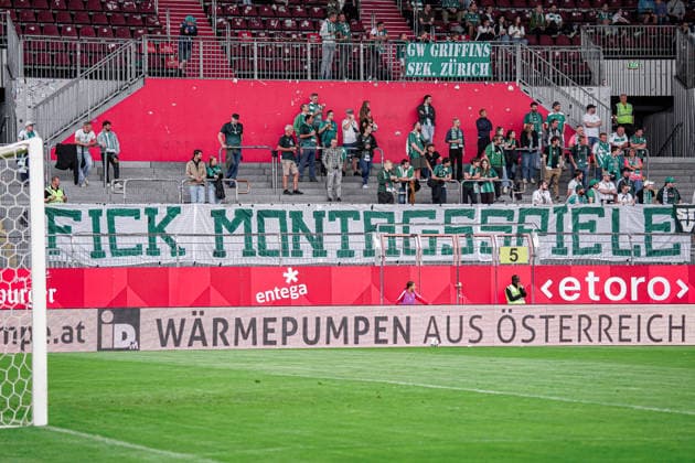 Deutschland: Fussball Saison 2026 2027 , Google Pixel Frauen-Bundesliga , 1. FSV Mainz 05 Frauen vs. SV Werder Bremen Frauen - Bruchwegstadion (Mainz) : Zuschauer, Stadion, Fans, Tribüne, Banner, Protest Mainz Bruchwegstadion Deutschland Germany *** Germany Soccer Season 2026–2027, Google Pixel Women s Bundesliga, 1 FSV Mainz 05 Women vs. SV Werder Bremen Women at Bruchwegstadion in Mainz—spectators, stadium, fans, stands, banners, protest—Mainz Bruchwegstadion, Germany Copyright: xBennetxLongx
