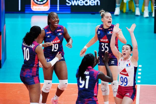 France celebrates after scoring during the women s EuroVolley 2026 European Championship, EM, Europameisterschaft pool D match between Montenegro and France at Scandinavium arena in Gothenburg, Sweden, on Aug. 24, 2026. GÖTEBORG SWEDEN x9200x *** France celebrates after scoring during the Women s EuroVolley 2026 European Championship Pool D match between Montenegro and France at the Scandinavium Arena in Gothenburg, Sweden, on Aug. 24, 2026 GOTHENBURG SWEDEN x9200x  Copyright: xBjörnxLarssonxRosvall TTx EUROPEAN VOLLEYBALL CHAMPIONSHIP MONTENEGRO - FRANCE