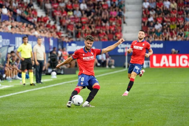 Iker Munoz of CA Osasuna seen during LaLiga EA Sports game between teams of Osasuna CA and Levante UD (Mickael Ducint Ball Raw Images) Pamplona Estadio El Sadar Spain Copyright: xMickaelxDucintx mickaelducint_RealSociedad_ValenciaCF242