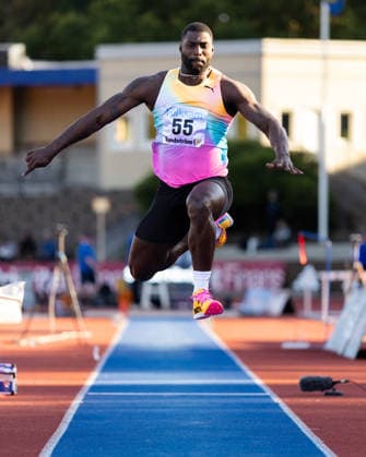 260824 Cristian Atanay Napoles, Cuba, tävlar i herrarnas tresteg under friidrottstävlingen i Folksam Grand Prix den 24 augusti 2026 i Göteborg. *** August 24, 2026: Cristian Atanay Napoles of Cuba competes in the men s triple jump at the Folksam Grand Prix track and field meet on August 24, 2026, in Gothenburg  Copyright: MICHAELxERICHSEN BB260824MI024
