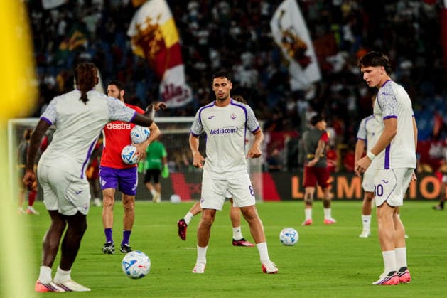 SOCCER - Serie A - AS Roma vs. ACF Fiorentina Photo by IPA ABACAPRESS.COM87770698 - Rolando Mandragora of ACF Fiorentina during the AS Roma vs. ACF Fiorentina Italian Serie A soccer match in Rome, Italy, on August 24, 2026 Rome Italy  Copyright: xIPAxSport ABACAx