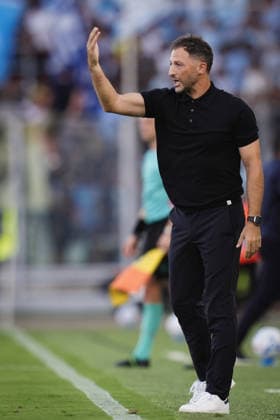 Bologna s head coach Domenico Tedesco shouts instructions to his players during the Serie A soccer match between Bologna and Lazio at the Renato Dall™Ara Stadium in Bologna, north Italy - Monday, August 24, 2026 -  Copyright: xMassimoxPaolone LaPressex