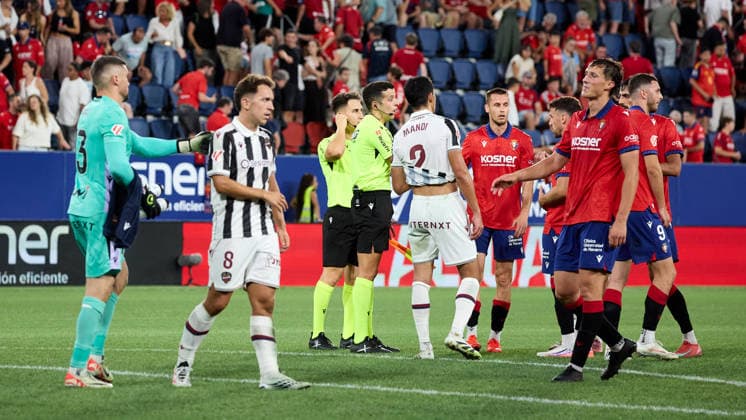 LaLiga EASports: CA Osasuna vs Levante UD Football match of La Liga EA Sports between CA Osasuna and Levante UD played at El Sadar stadium in Pamplona (Spain) on Aug 24 2026. *** LaLiga EA Sports: CA Osasuna vs. Levante UD — A LaLiga EA Sports soccer match between CA Osasuna and Levante UD played at El Sadar Stadium in Pamplona, Spain, on August 24, 2026 Copyright: xInigoxAlzugarayx xAgenciaxLOFx