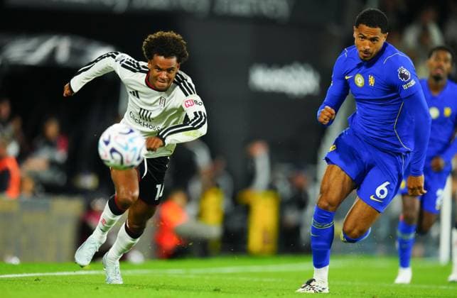 Oscar Bobb of Fulham and Levi Colwill of Chelsea Fulham v Chelsea, Premier League Football, Football, Craven Cottage, London, UK - 24 Aug 2026London Craven Cottage United Kingdom EDITORIAL USE ONLY No use with unauthorised audio, video, data, fixture lists, club league logos or live services. Online in-match use limited to 120 images, no video emulation. No use in betting, games or single club league player publications.  Copyright: xJavierxGarcia Shutterstockx 17114735as