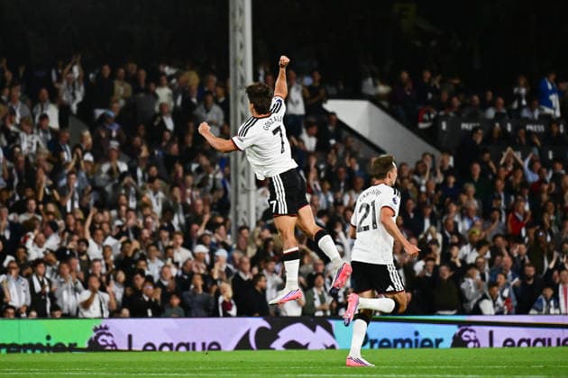 Fulham v Chelsea, Premier League GOAL Fulham Forward Gonzalo Garcia (7) scores a goal and celebrates 2-3 during the Premier League match between Fulham and Chelsea at Craven Cottage, London, UK on 24 August 2026. London Craven Cottage Greater London UK Editorial use only DataCo restrictions apply See www.football-dataco.com , Copyright: xDennisxGoodwinx PSI-24739-0055