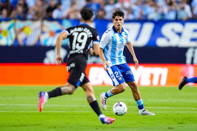 August 24, 2026, Malaga, Malaga, Spain: Izan Merino of Malaga CF in action during the Spanish league, LaLiga EA Sports, football match played between Malaga CF and RC Deportivo at La Rosaleda stadium on August 24, 2026, in Malaga, Spain. Malaga Spain - ZUMAa181 20260824_zaa_a181_105 Copyright: xJoaquinxCorcherox