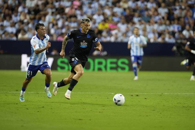 ESP: LaLiga EA Sports Malaga CF v Deportivo La Coruna Ximo Navarro of Deportivo La Coruna during LaLiga EA Sports match between Malaga CF v Deportivo La Coruna played at La Rosaleda Stadium, Malaga on August 24 2026 in Spain Spain Soccer *** ESP LaLiga EA Sports Málaga CF vs. Deportivo La Coruna Ximo Navarro of Deportivo La Coruna during the LaLiga EA Sports match between Málaga CF and Deportivo La Coruna played at La Rosaleda Stadium in Málaga on August 24, 2026, in Spain. Spanish Soccer Copyright: xAgenciaxLOFx
