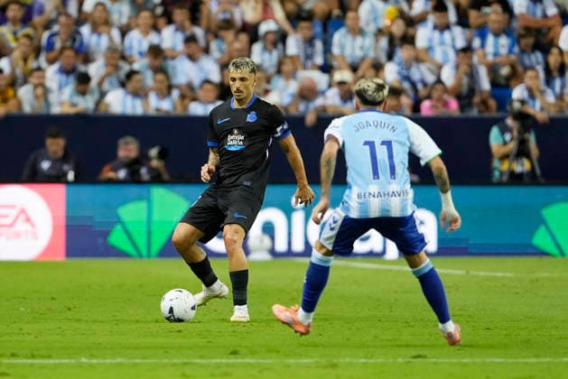 ESP: LaLiga EA Sports Malaga CF v Deportivo La Coruna Ximo Navarro of Deportivo La Coruna during LaLiga EA Sports match between Malaga CF v Deportivo La Coruna played at La Rosaleda Stadium, Malaga on August 24 2026 in Spain Spain Soccer *** ESP LaLiga EA Sports Málaga CF vs. Deportivo La Coruna Ximo Navarro of Deportivo La Coruna during the LaLiga EA Sports match between Málaga CF and Deportivo La Coruna played at La Rosaleda Stadium in Málaga on August 24, 2026, in Spain. Spanish Soccer Copyright: xAgenciaxLOFx