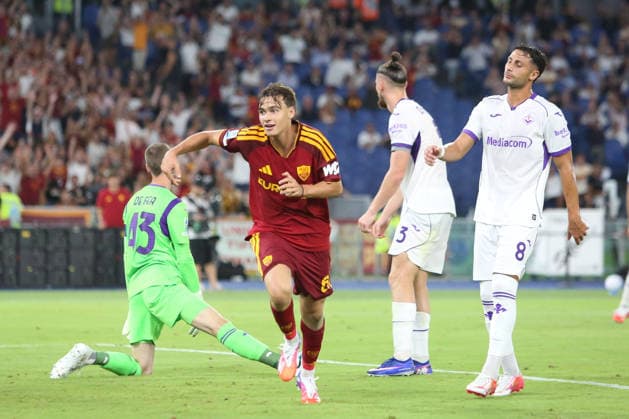 IPA87775249 - Niccolo Pisilli of Associazione Sportiva Roma scores the goal to make it 4-0 during the 2026-2027 Serie A match between A.S. Roma and ACF Fiorentina at the Stadio Olimpico in Rome, Italy.  Copyright: xMatteoxCassoni IPAxSportx xx 87775249