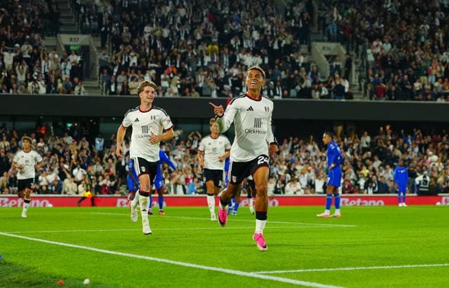 Josh King of Fulham celebrates scoring a goal after making it 1-1 Fulham v Chelsea, Premier League Football, Football, Craven Cottage, London, UK - 24 Aug 2026London Craven Cottage United Kingdom EDITORIAL USE ONLY No use with unauthorised audio, video, data, fixture lists, club league logos or live services. Online in-match use limited to 120 images, no video emulation. No use in betting, games or single club league player publications.  Copyright: xJavierxGarcia Shutterstockx 17114735dd