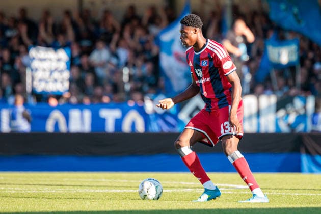 Shafiq Nandja (Hamburger SV, 43) GER, SC Verl vs. Hamburger SV, Fussball, DFB-Pokal, 1. Runde, Spielzeit 2026 2027, 24.08.2026 DFL Regulations prohibit any use of photographers as image sequences and or quasi-video. GER, SC Verl vs. Hamburger SV, Fussball, DFB-Pokal, 1. Runde, Spielzeit 2026 2027, 24.08.2026 Verl *** Shafiq Nandja, Hamburger SV, 43, GER, SC Verl vs. Hamburger SV, Soccer, DFB Cup, 1st Round, 2026–2027 Season, August 24, 2026 DFL regulations prohibit the use of photographs as image sequences and or quasi-video GER, SC Verl vs. Hamburger SV, Soccer, DFB Cup, Round 1, 2026–2027 season, August 24, 2026 Verl Copyright: xEibner-Pressefoto JanxRollingerx EP_JSK