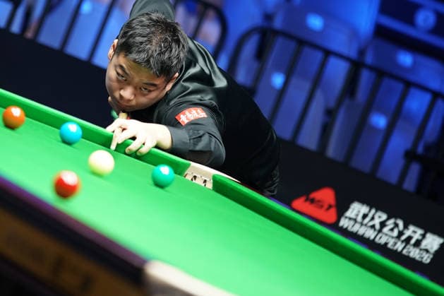 WUHAN, CHINA - AUGUST 25: Pang Junxu of China plays a shot in the third round match against Shaun Murphy of England on day 3 of Wuhan Open 2026 at the Optics Valley Gymnasium of Huazhong University of Science and Technology on August 25, 2026 in Wuhan, Hubei Province of China.  Copyright: xTaixChengzhex 111662030991