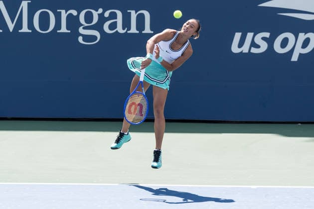 2026 US Open Championship NEW YORK, UNITED STATES - AUGUST 24: Qinwen Zheng returns ball during a women s qualifying singles match 1st round of the 2026 US Open Championship at USTA Billie Jean King National Tennis Center on August 24, 2026 in Flushing, NY. Qinwen Zheng won in straight sets. Lev Radin Anadolu New york United States. Editorial use only. Please get in touch for any other usage.  Copyright: x2026xAnadoluxLevxRadinx