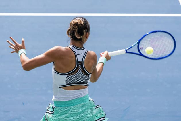 2026 US Open Championship NEW YORK, UNITED STATES - AUGUST 24: Qinwen Zheng returns ball during a women s qualifying singles match 1st round of the 2026 US Open Championship at USTA Billie Jean King National Tennis Center on August 24, 2026 in Flushing, NY. Qinwen Zheng won in straight sets. Lev Radin Anadolu New york United States. Editorial use only. Please get in touch for any other usage.  Copyright: x2026xAnadoluxLevxRadinx